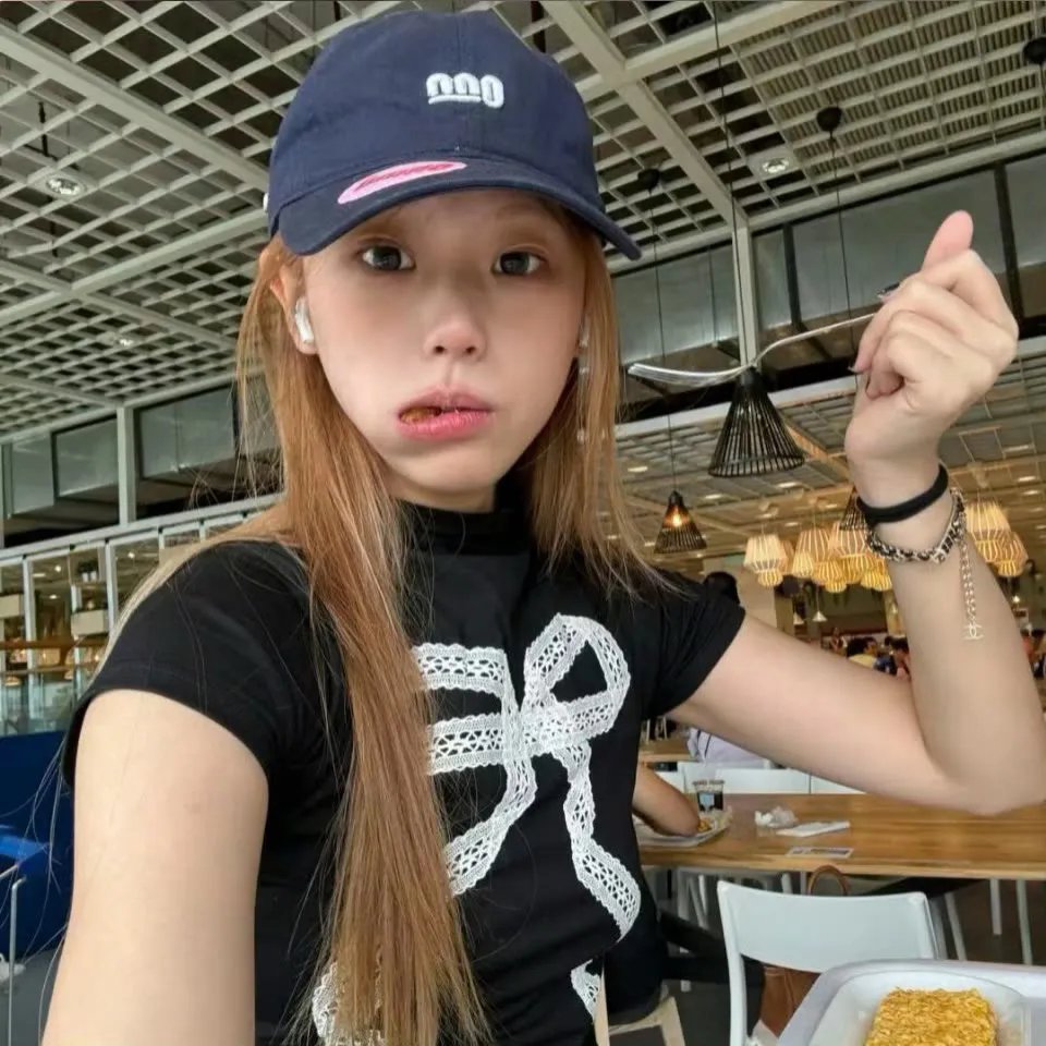 假装不正经